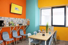 WOW City Hostel