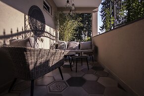 Hotel Sundial