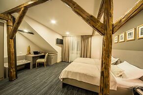 Hotel Sundial
