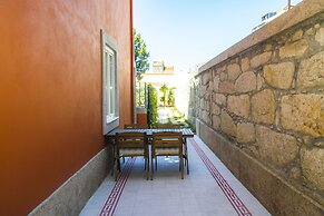Liiiving in Porto - Central Garden Flat