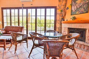 Hotel Rural Serrella