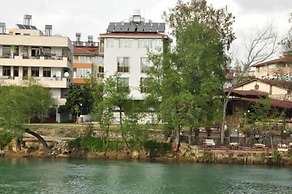 River Boutique Hotel