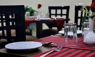 Hotel Shanti Palace