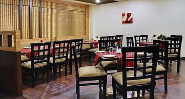Hotel Shanti Palace
