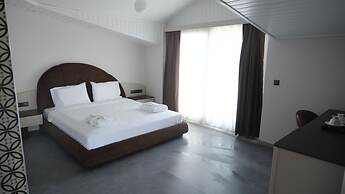 Limnades Hotel
