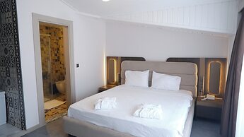 Limnades Hotel