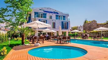 Limnades Hotel