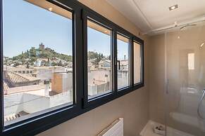 Chezmoihomes Plaza Nueva Premium