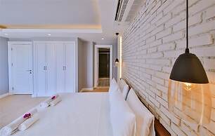 Lale Hotel