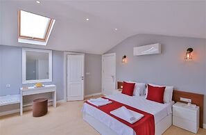Lale Hotel