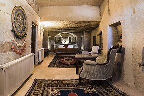 Antique Terrace Suites
