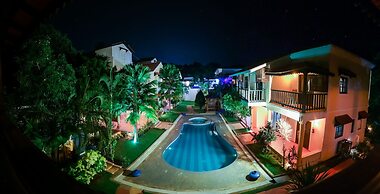 Amour Resort