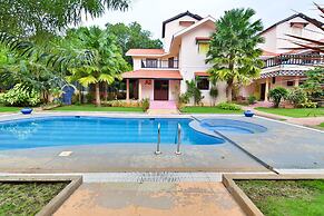 Amour Resort