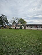 Wingham Motel