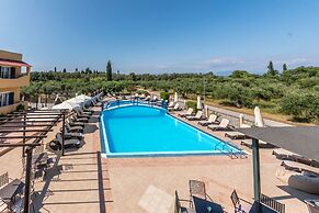 Nikos Villas