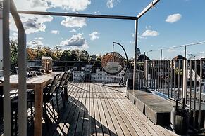 Airhome Limmatquai River View Apartment