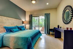 Blue Beach 2 BRM apt sleeps 5