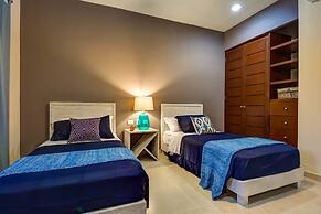 Blue Beach 2 BRM apt sleeps 5