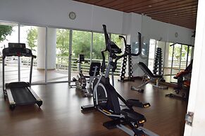 Sandy Beach Condo 17D