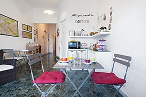 Take It Easy Roma Guest House