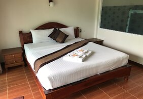 Hongte Khaolak Resort