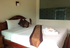 Hongte Khaolak Resort