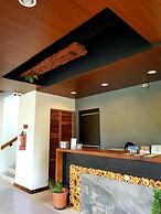 Acacia Garden Inn