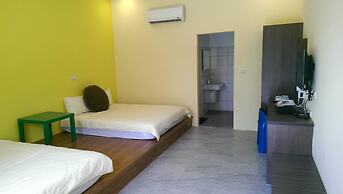 Country Lane Hostel