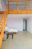 Country Lane Hostel