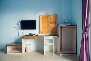 Country Lane Hostel