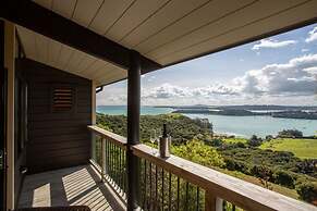 Te Whau Lodge