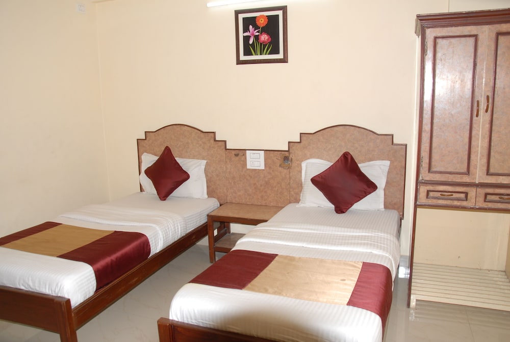 Hotel Bhavani Lodge