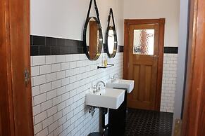 Guildford Hotel