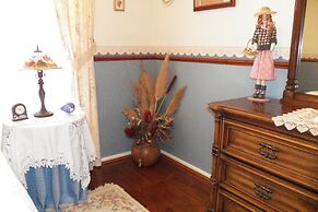 The Spanish Guesthouse, Private Rooms