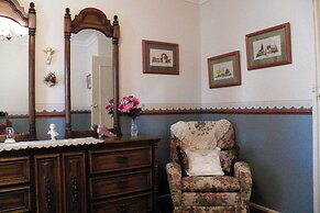 The Spanish Guesthouse, Private Rooms