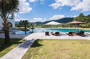 Katathong Golf Resort & Spa