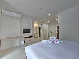 S4 Nai Yang Beach