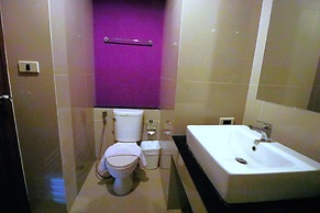 S4 Nai Yang Beach