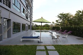 S4 Nai Yang Beach