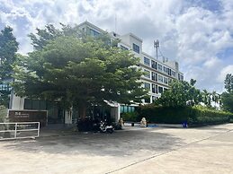 S4 Nai Yang Beach