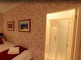 Athol Guest House