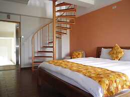 MaMaLuLu Hostel