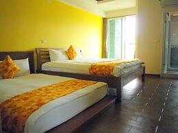 MaMaLuLu Hostel