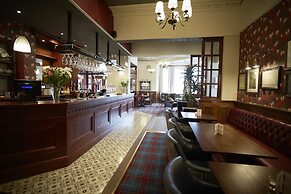 Gwesty Links Hotel