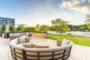 Courtyard by Marriott Appleton Riverfront