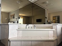 Companion Hotel Motel