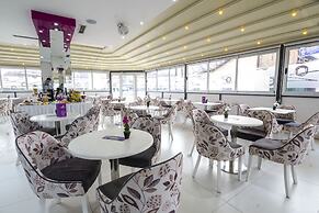 Astera Apart Hotel