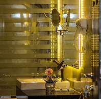 Royal Marshal Hotel