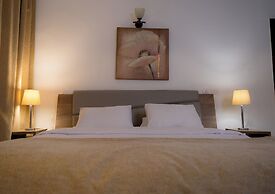Royal Marshal Hotel