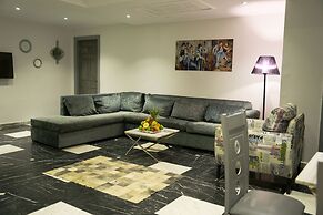 Royal Marshal Hotel
